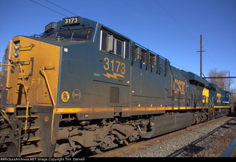 CSX 3173 on I030